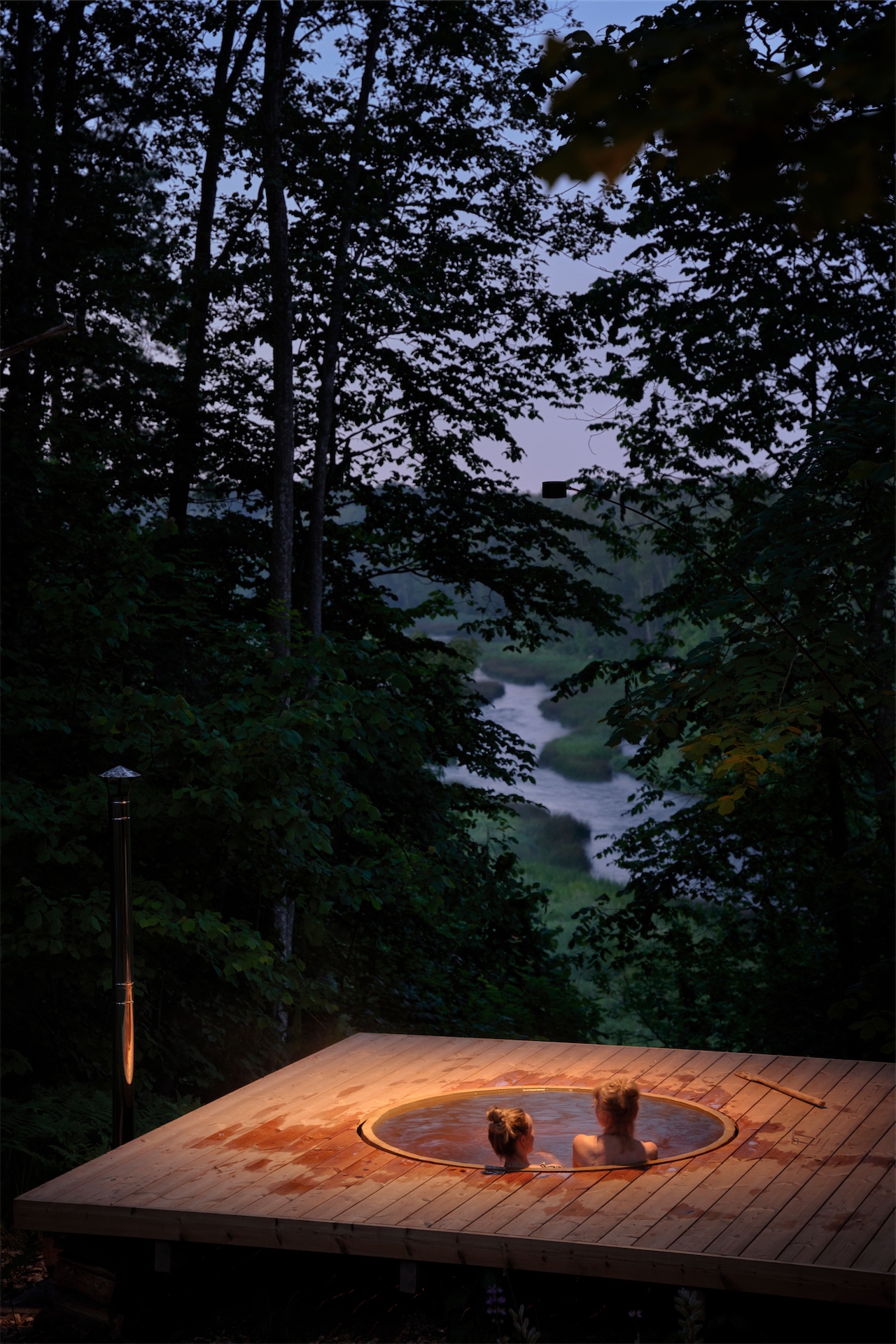 Vipp Salaca River outdoor hot tub forest night