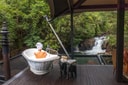shinta mani wild waterfall bathtub