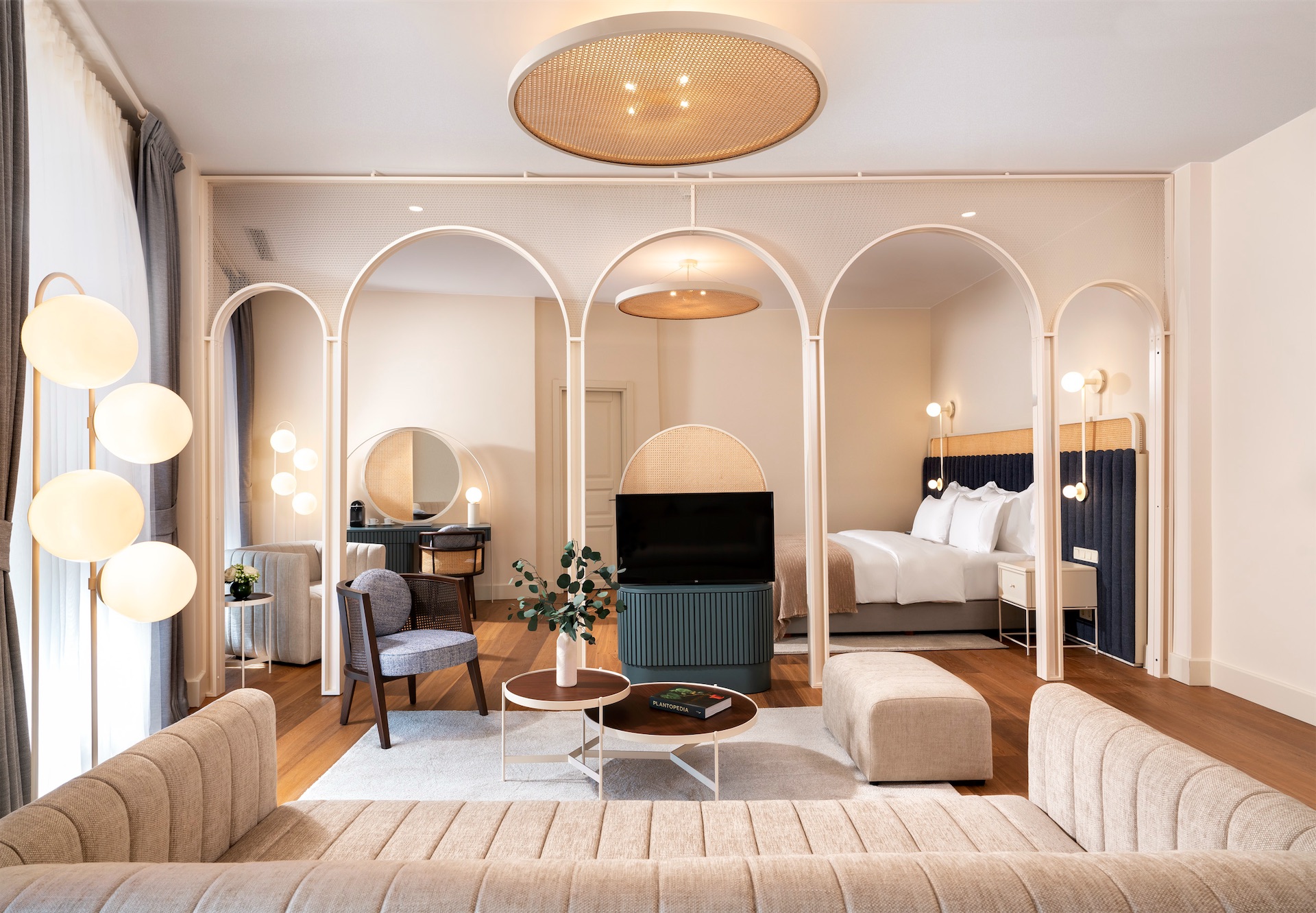 ecole-st-pierre-hotel-suite-living-area-istanbul