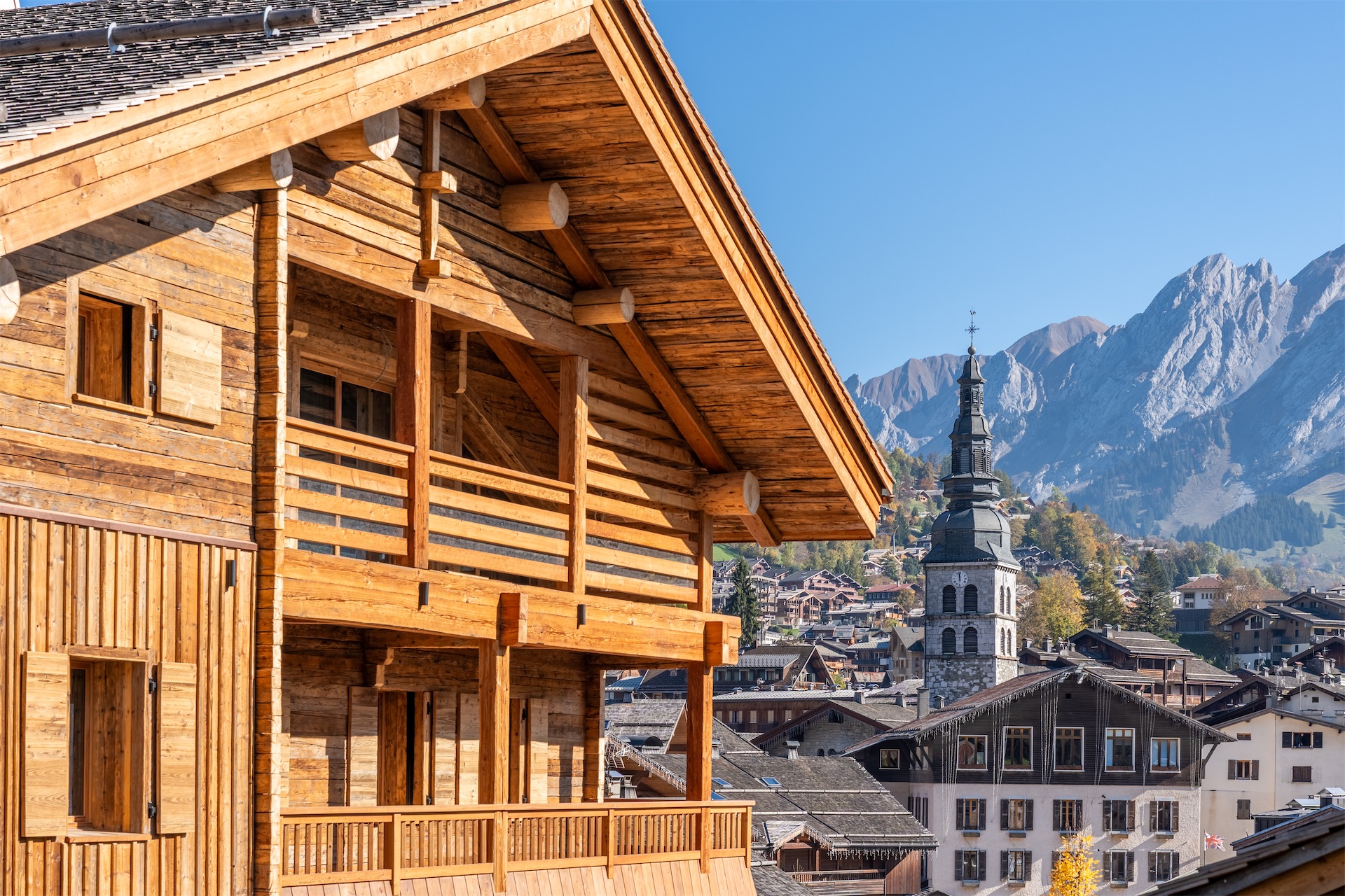les-demoiselles-jacquanes-chalet-exterior-la-clusaz